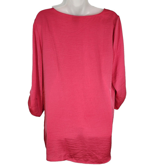 Chico's Womens Top Size 1 Medium Pink Tulip Front 3/4 Roll Tab Sleeve Scoop Neck - Picture 2 of 10